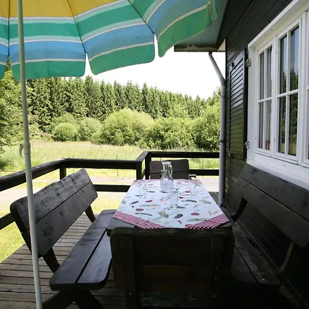 In Forested Sourbrodt, Cleaning Included * 索尔布罗特